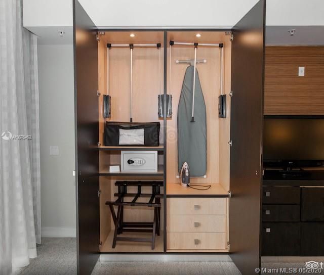Recently Sold: $110,000 (1 beds, 1 baths, 705 Square Feet)