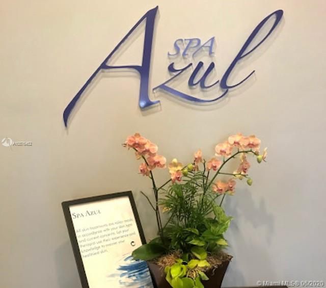 Recently Sold: $110,000 (1 beds, 1 baths, 705 Square Feet)