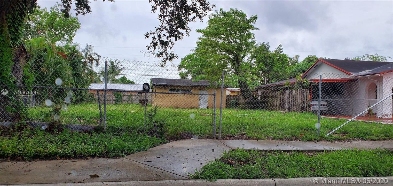 Vendido Recientemente: $160,000 (6,780.00 acres)