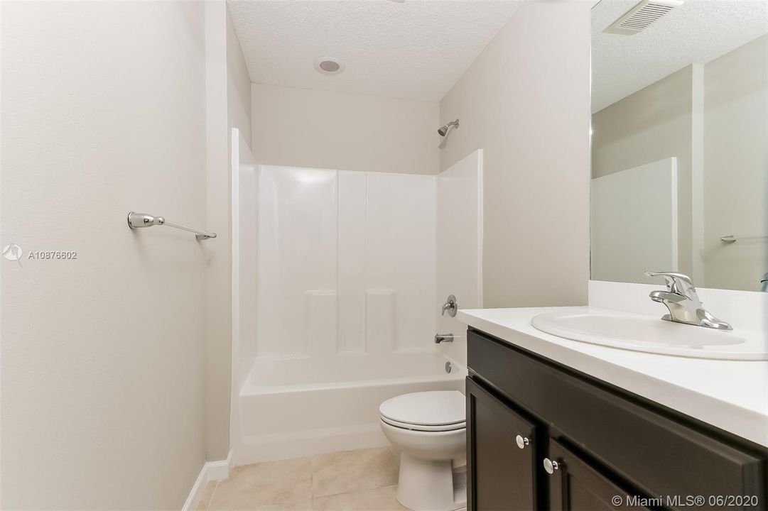 最近租的: $1,795 (4 贝兹, 2 浴室, 1821 平方英尺)