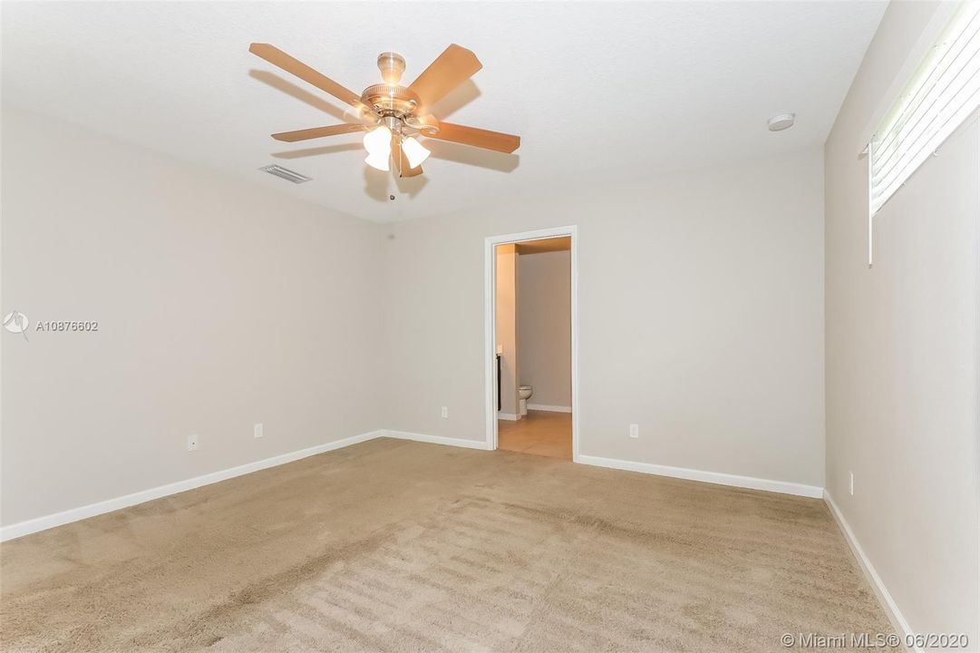 最近租的: $1,795 (4 贝兹, 2 浴室, 1821 平方英尺)