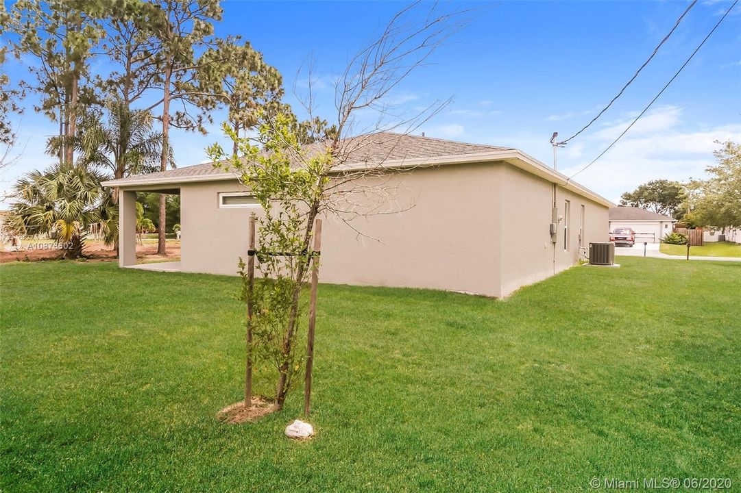 最近租的: $1,795 (4 贝兹, 2 浴室, 1821 平方英尺)