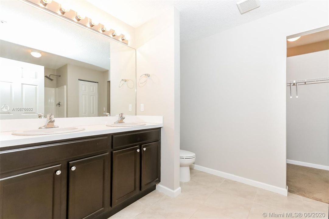 最近租的: $1,795 (4 贝兹, 2 浴室, 1821 平方英尺)