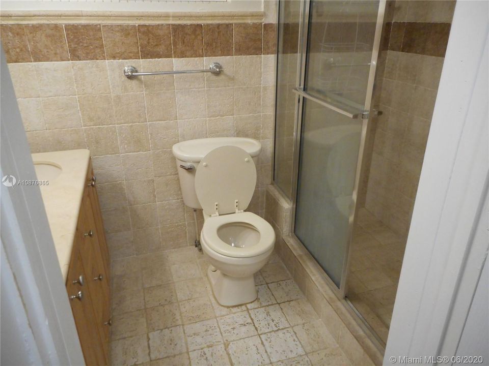 最近租的: $6,000 (3 贝兹, 3 浴室, 2052 平方英尺)