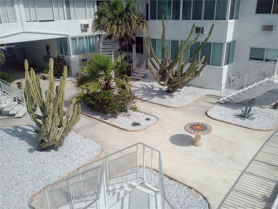 Недавно арендовано: $1,450 (1 спален, 1 ванн, 800 Квадратных фут)