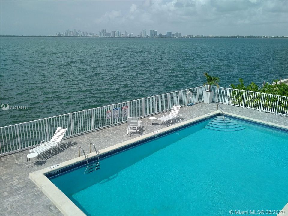 Недавно арендовано: $1,450 (1 спален, 1 ванн, 800 Квадратных фут)