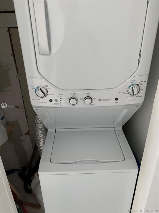 Недавно арендовано: $1,450 (1 спален, 1 ванн, 800 Квадратных фут)