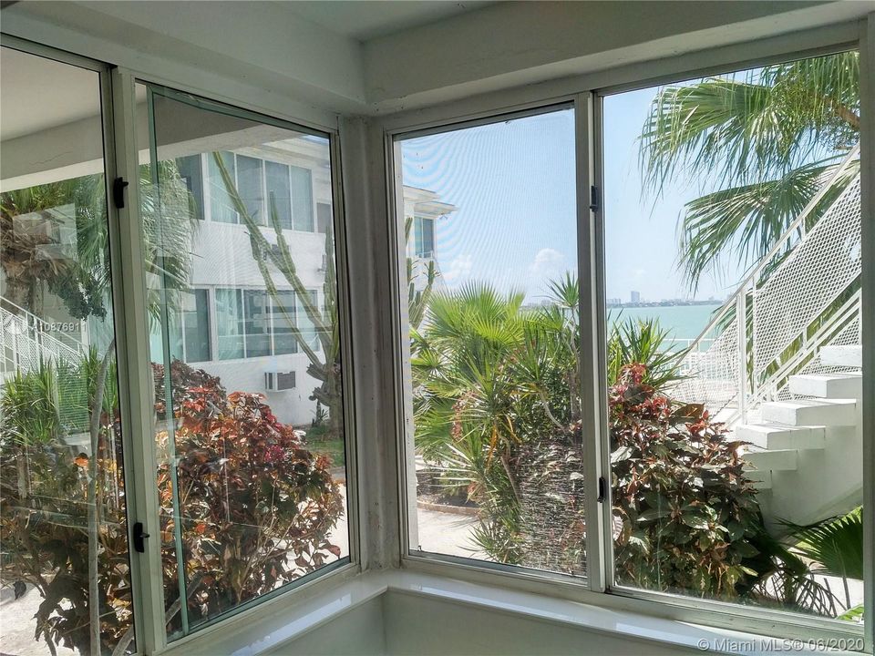 Недавно арендовано: $1,450 (1 спален, 1 ванн, 800 Квадратных фут)