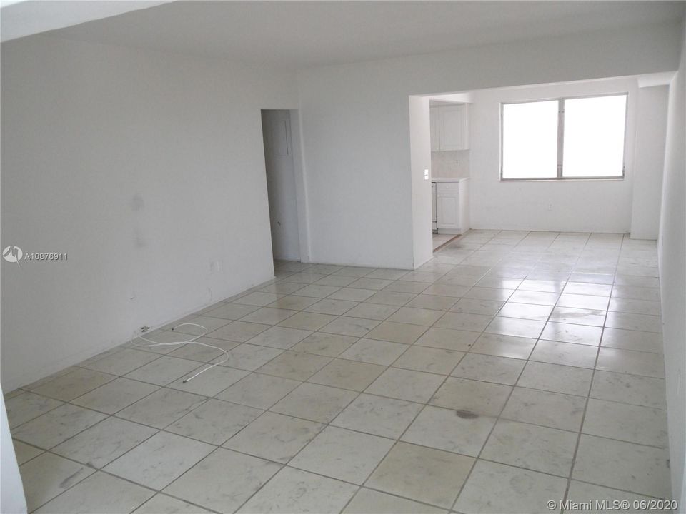 Недавно арендовано: $1,450 (1 спален, 1 ванн, 800 Квадратных фут)