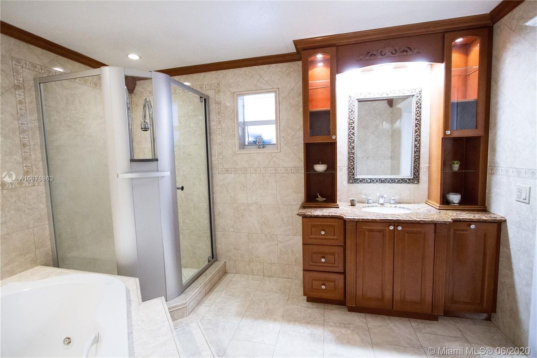 Master Bathroom - Upgraded!