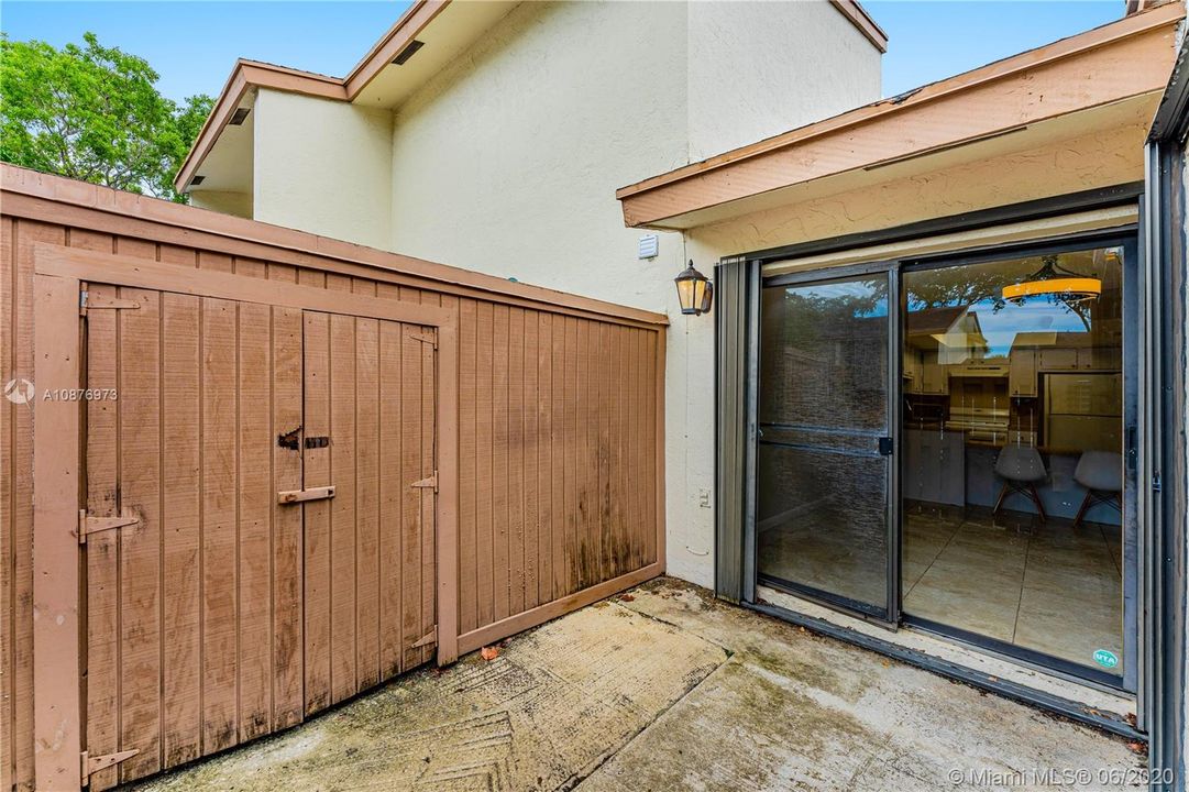 Recently Rented: $1,795 (2 beds, 2 baths, 1138 Square Feet)