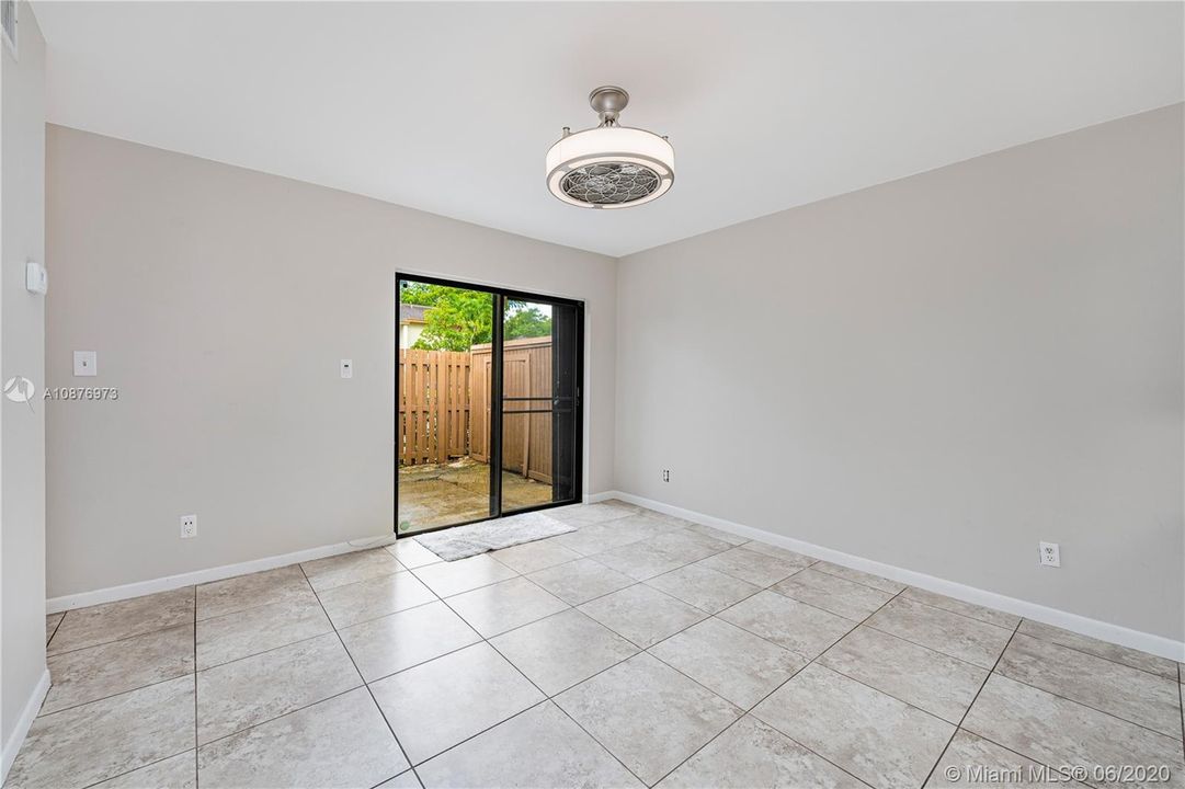 Recently Rented: $1,795 (2 beds, 2 baths, 1138 Square Feet)