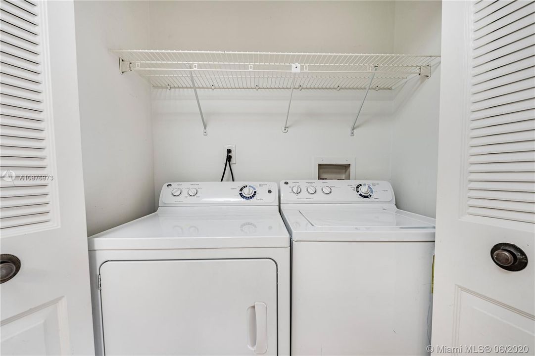 Recently Rented: $1,795 (2 beds, 2 baths, 1138 Square Feet)