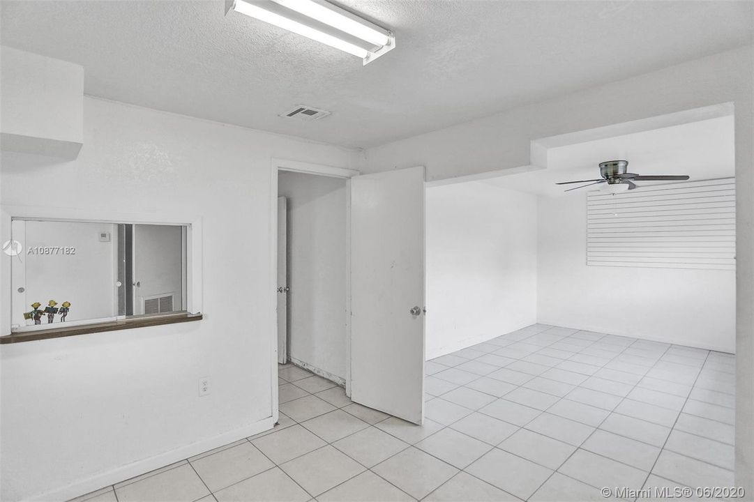 Vendido Recientemente: $975,000 (0 camas, 0 baños, 3797 Pies cuadrados)