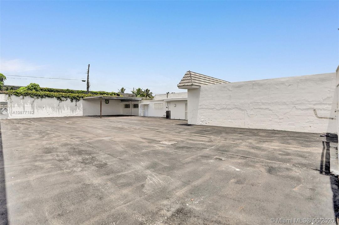 Vendido Recientemente: $975,000 (0 camas, 0 baños, 3797 Pies cuadrados)