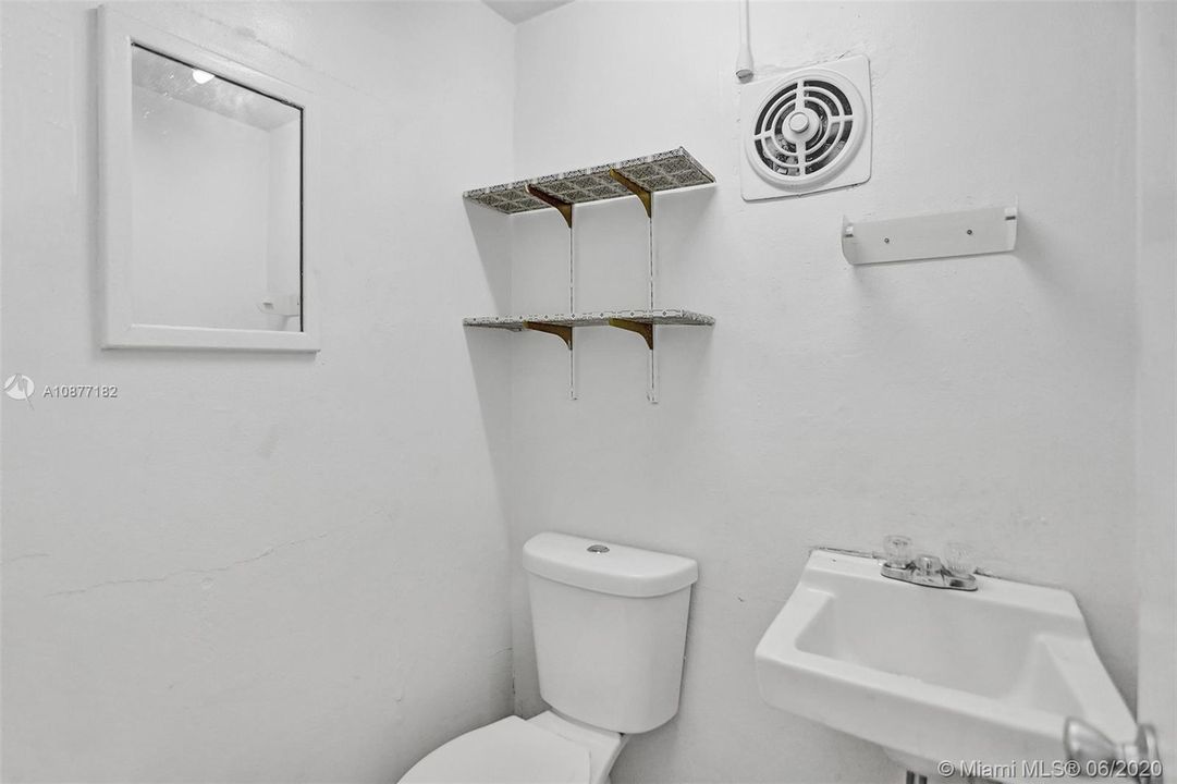 Vendido Recientemente: $975,000 (0 camas, 0 baños, 3797 Pies cuadrados)