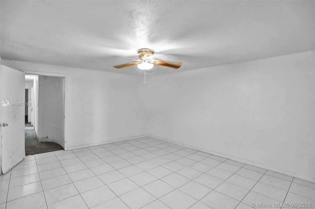 Vendido Recientemente: $975,000 (0 camas, 0 baños, 3797 Pies cuadrados)