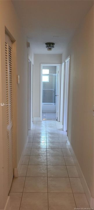 Recently Rented: $2,400 (3 beds, 2 baths, 1645 Square Feet)