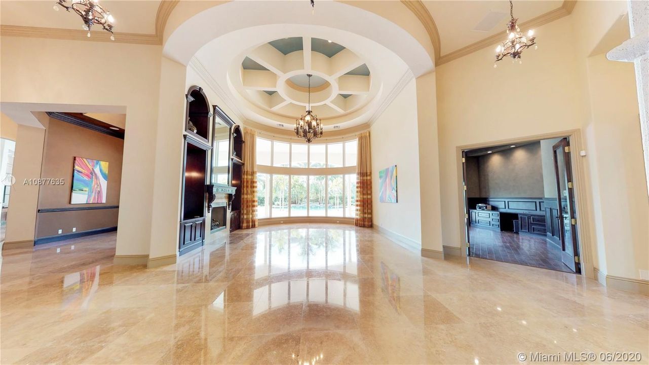 Vendido Recientemente: $2,999,000 (6 camas, 7 baños, 6913 Pies cuadrados)