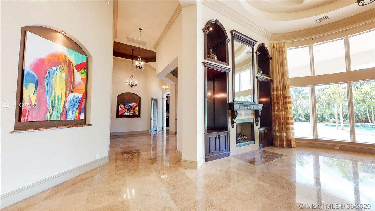 Vendido Recientemente: $2,999,000 (6 camas, 7 baños, 6913 Pies cuadrados)