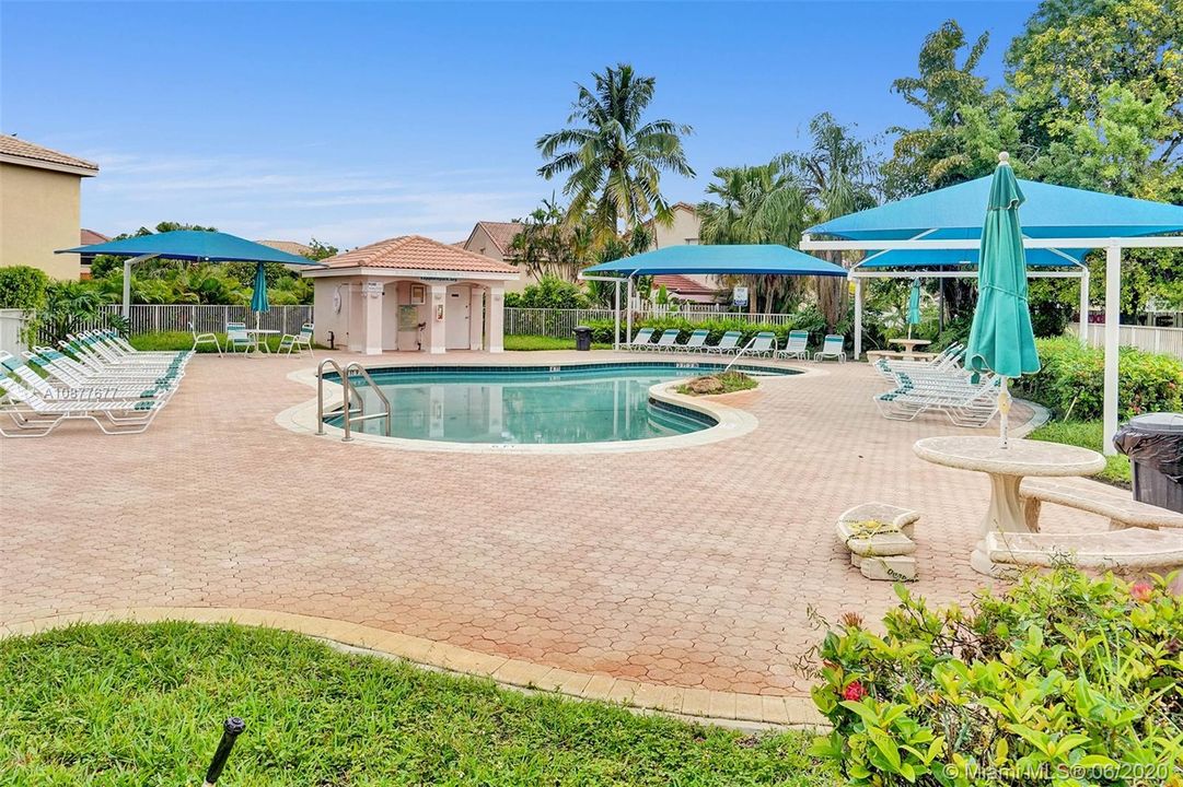 Recently Rented: $2,750 (3 beds, 2 baths, 1660 Square Feet)