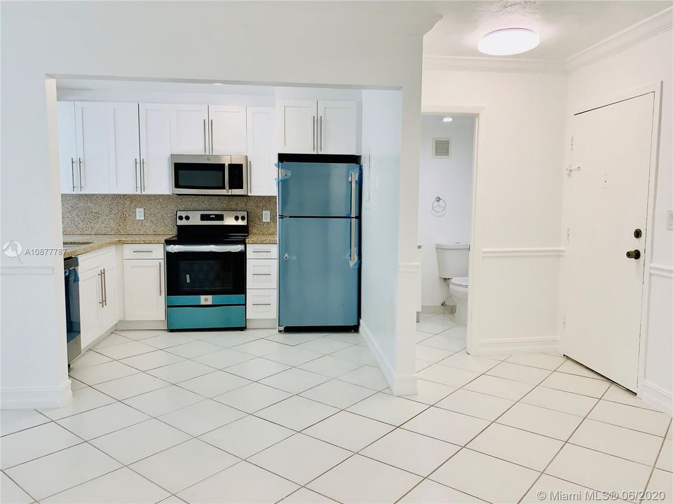 Recently Sold: $105,000 (1 beds, 1 baths, 960 Square Feet)