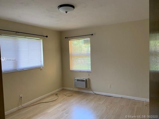 Recently Rented: $1,150 (1 beds, 1 baths, 0 Square Feet)