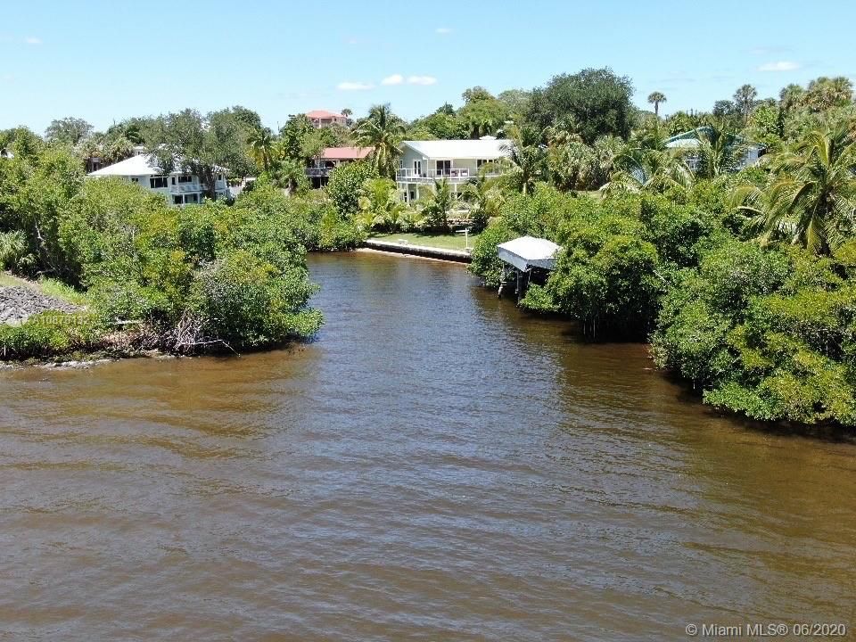 Vendido Recientemente: $1,450,000 (3 camas, 3 baños, 0 Pies cuadrados)