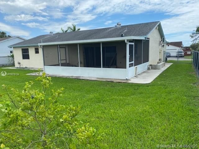 Vendido Recientemente: $285,000 (3 camas, 2 baños, 1237 Pies cuadrados)