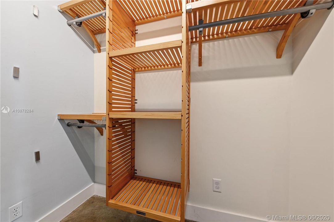 Custom Closet