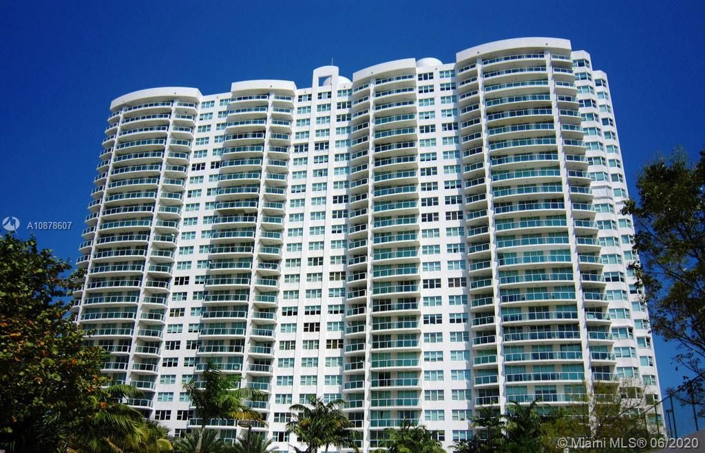 Recently Rented: $6,000 (2 beds, 2 baths, 2980 Square Feet)