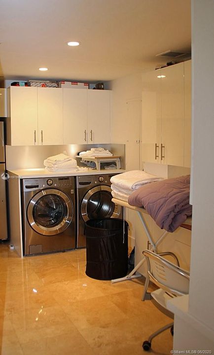 Recently Rented: $6,000 (2 beds, 2 baths, 2980 Square Feet)