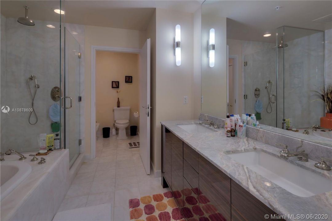 最近租的: $9,500 (2 贝兹, 2 浴室, 1443 平方英尺)