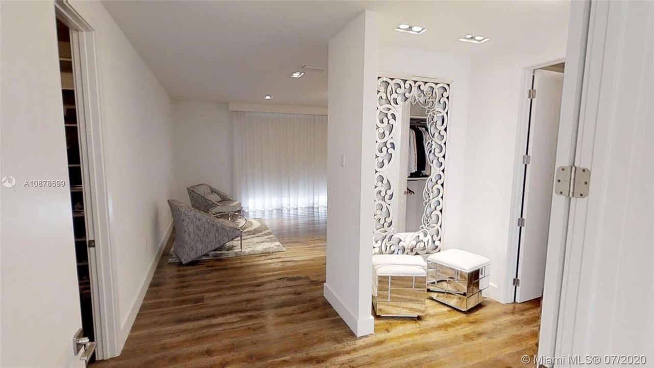 Недавно арендовано: $6,990 (5 спален, 5 ванн, 4628 Квадратных фут)