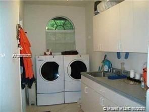 Недавно арендовано: $3,250 (5 спален, 3 ванн, 3375 Квадратных фут)