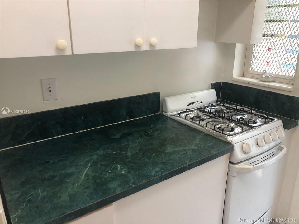 Недавно арендовано: $850 (0 спален, 1 ванн, 439 Квадратных фут)