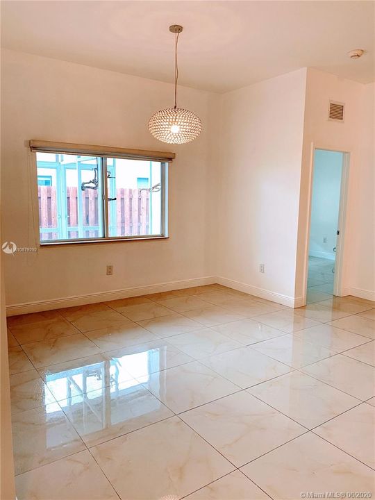 Living/Dining room