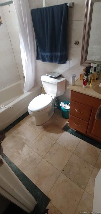 Недавно продано: $199,000 (1 спален, 1 ванн, 744 Квадратных фут)