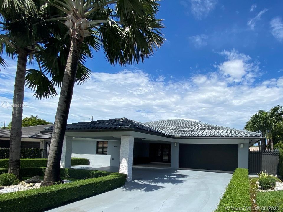 House exterior entrance
