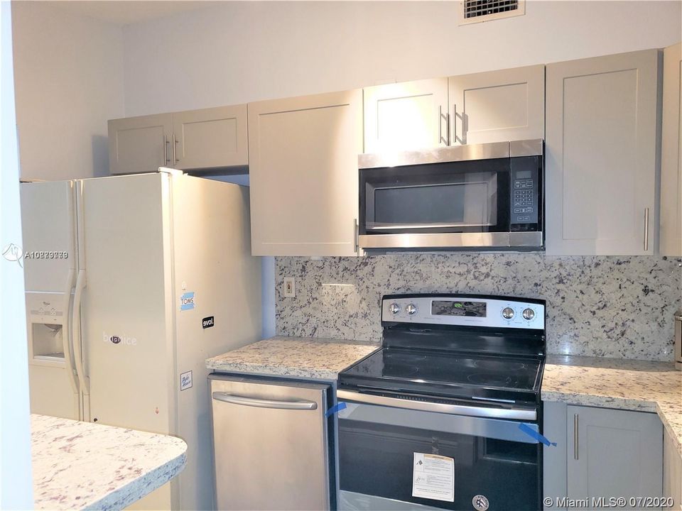 Recently Rented: $2,500 (3 beds, 2 baths, 1222 Square Feet)