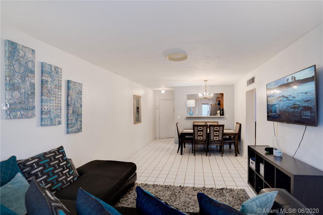 Recently Sold: $125,000 (2 beds, 1 baths, 860 Square Feet)
