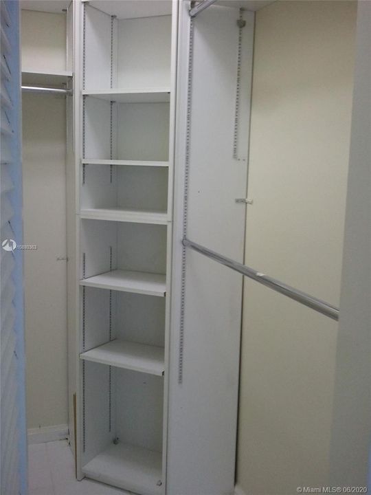 Recientemente alquilado: $2,025 (2 camas, 2 baños, 910 Pies cuadrados)