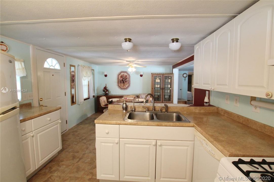 Recently Sold: $105,000 (2 beds, 2 baths, 0 Square Feet)