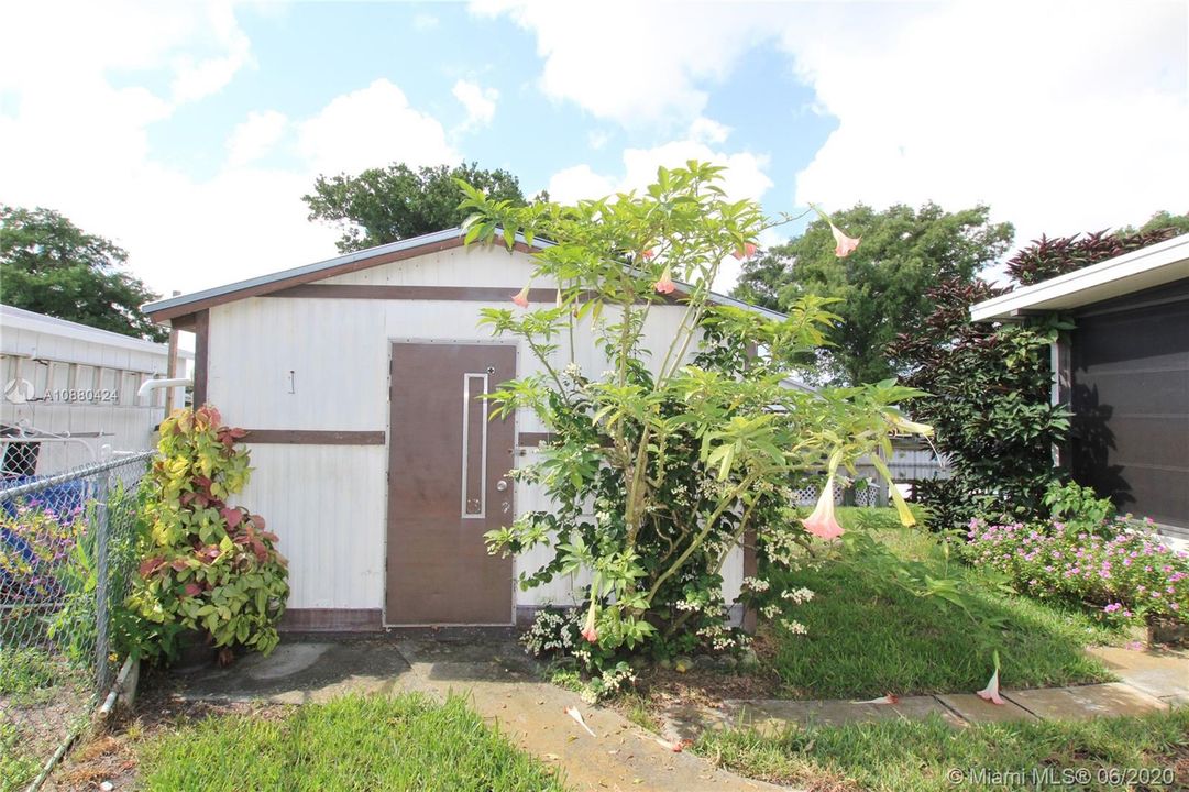 Recently Sold: $105,000 (2 beds, 2 baths, 0 Square Feet)
