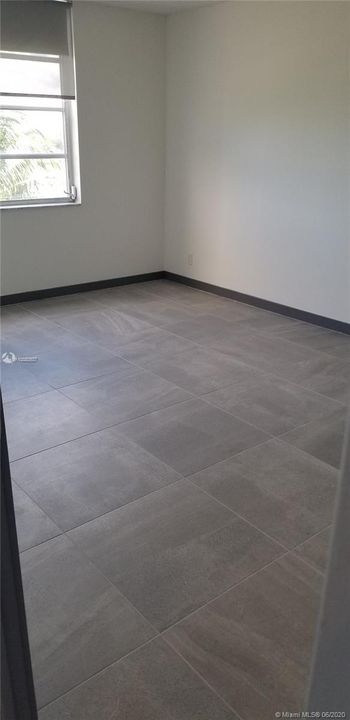 Recently Sold: $74,995 (1 beds, 1 baths, 800 Square Feet)