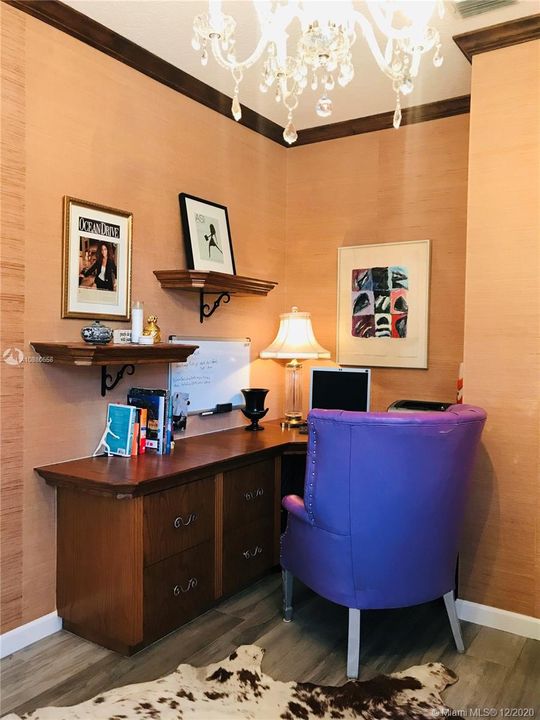 Recently Sold: $320,000 (4 beds, 3 baths, 2556 Square Feet)