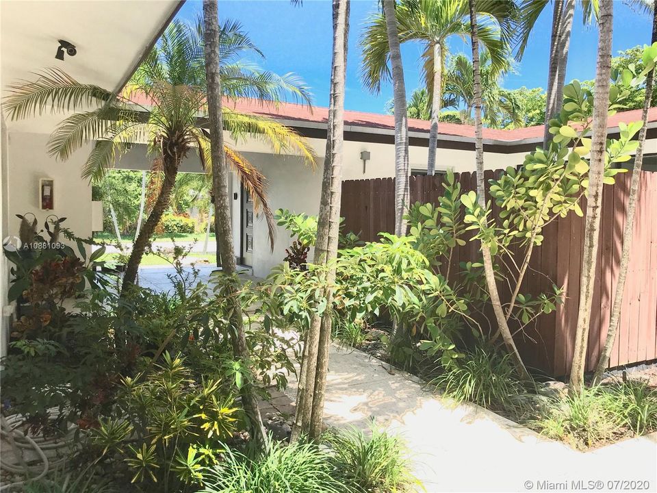 Recently Sold: $650,000 (0 beds, 0 baths, 0 Square Feet)