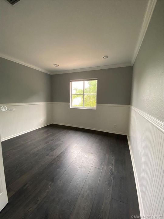Recently Rented: $3,900 (6 beds, 4 baths, 3092 Square Feet)