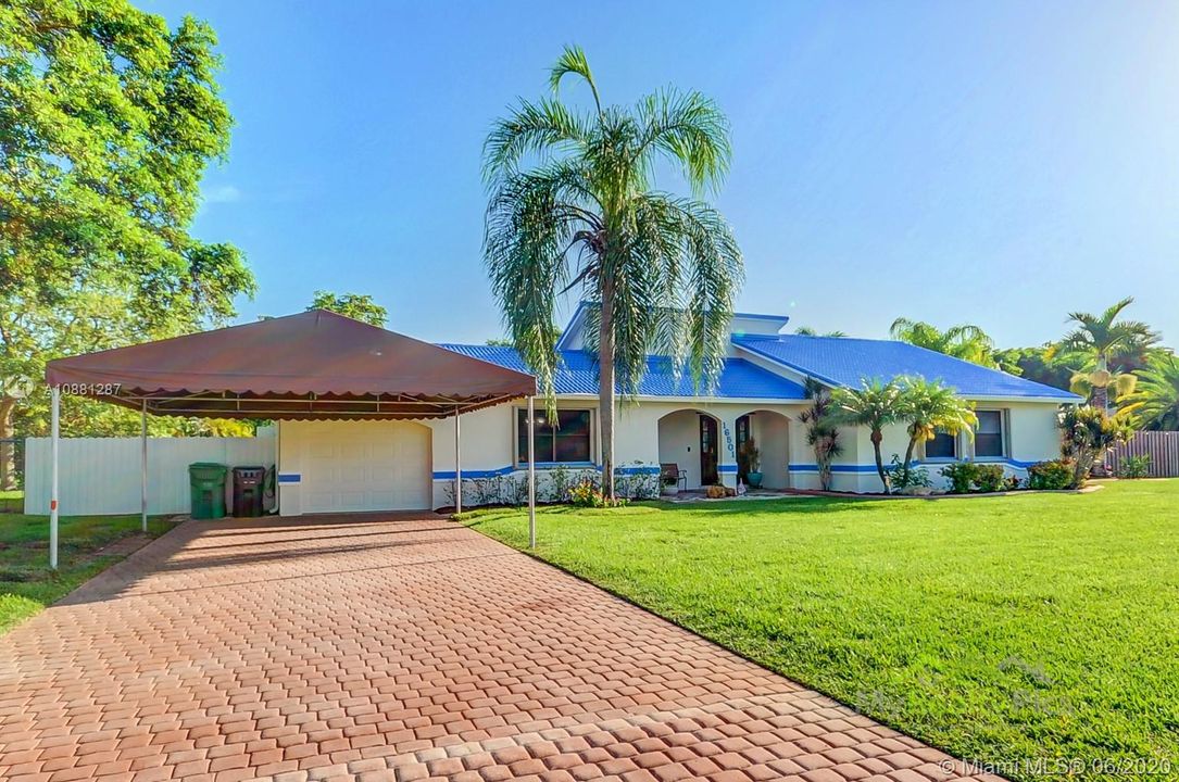 Recently Sold: $389,900 (3 beds, 2 baths, 1654 Square Feet)
