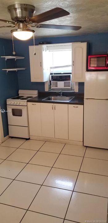 Recently Rented: $885 (0 beds, 1 baths, 0 Square Feet)